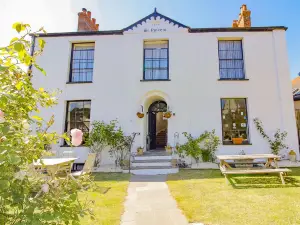 St Vincent Guest House