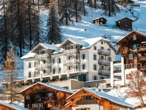 The Alpina Mountain Resort