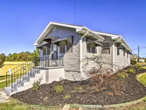 Lakeview Home - 1 Mile from Bull Shoals Lake!
