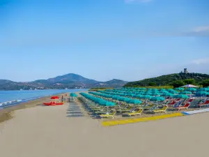 Villa Laura Residence Hotel Apartments & Studios