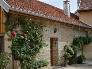 La Ferme Aux Glycines