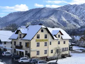Guest House Vila Moj Mir