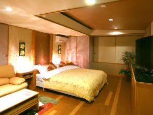 Aura Resort Iga (Adult Only)