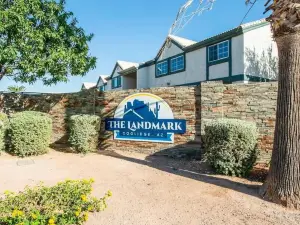 213- 2Br Apartment in Coolidge, AZ w Heated Pool, Gym