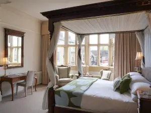 The Falcon Hotel