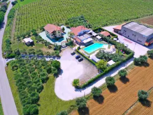 Posto Nove Country House