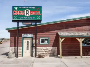 Circle R Motel