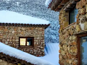 Hotel Royo Guarde-Puente Faco, Junto Al río Mundo