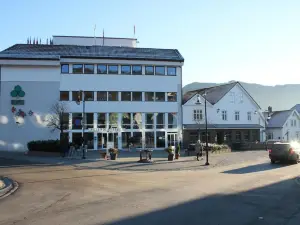 克羅沃酒店