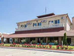 Guesthouse & Restaurant Tekovina