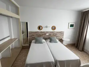 Hotel Residencia Cardona