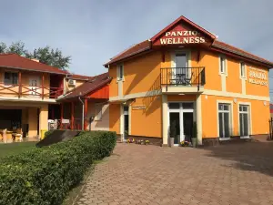 To- Party Panorama Panzio & Wellness
