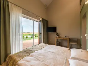 Hotel Miķelis