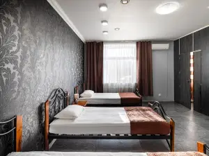 Biplan Hotel