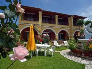 Eleni Apartments