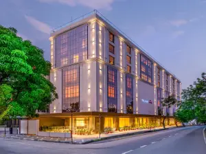 SkkyLight Lords Inn Nanded