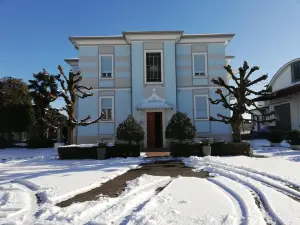 賽拉諾魅力別墅家庭旅館