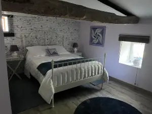 Tess Cottage