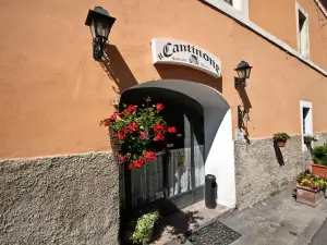 Il Cantinone Rooms