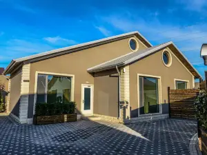 Armada Villa Hotel