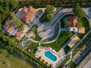 Zigo's Hotel