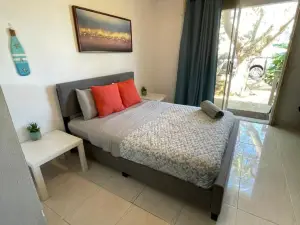 Las Olas Beach Apartments