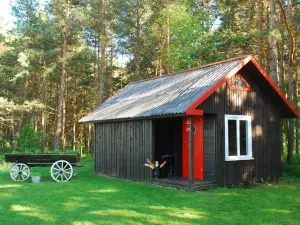 Karineeme Holiday House