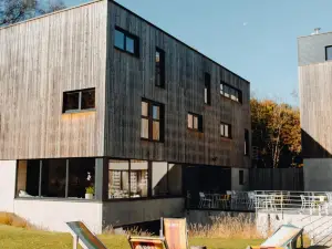 Daft Hotel & Glamping