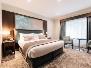 The Lodge Hotel