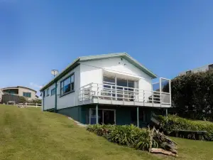 Messenger Magic - Classic 5Br Kiwi Bach