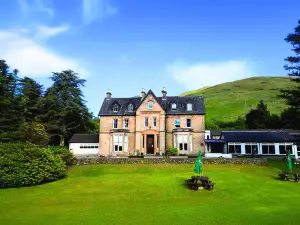 The Caledonian Claymore Hotel