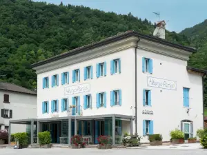 Albergo Parigi