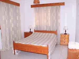 Ampelokipi Holiday Apartments