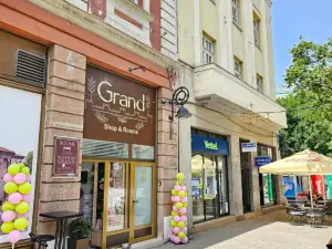 Prenociste Nikolas Grand