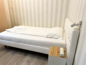 Hotel Bristol