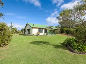 Surfside Ocean Beach Denmark Holiday Accommodation