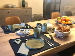 Une Chapelle en Soie