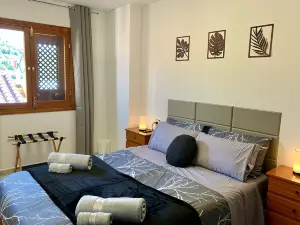 Los Nietos de Pura – Historic Village House