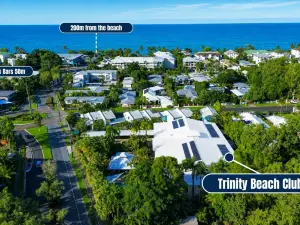 Trinity Beach Club Holiday Apartments