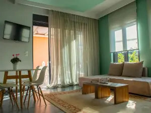 Derveni Luxury Apartments
