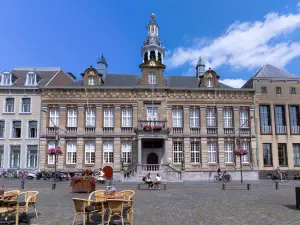 헤트 아레스트하위스