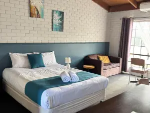 Bakery Park Motor Inn