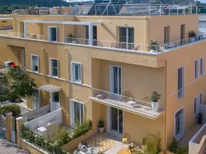 Le Palmette Suites