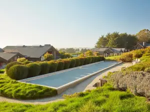 더 로지 앳 보데가 베이