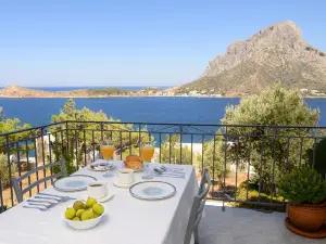 Kaloniki Rooms & Suites