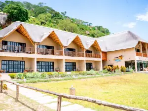 Joma Adventure Lodge