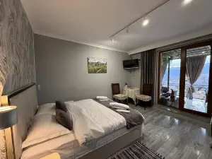 Sunny Village Hotel