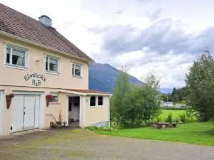 Elvebakk Bed & Breakfast