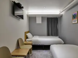 L hostel