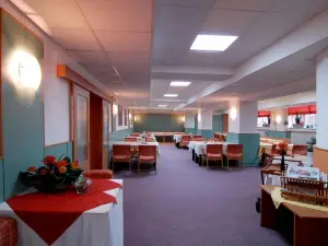 Hotel Kamu Garni